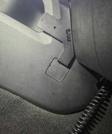 GMF 4x4 - Dodge RAM 1500 DT (fifth gen) 2019+ UHF Handpiece Mount