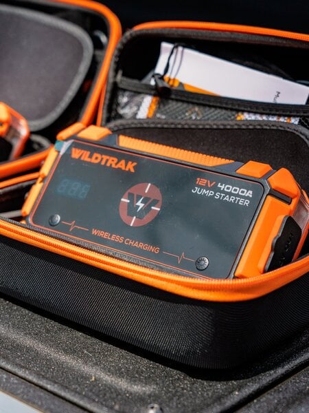 Wildtrack - Heavy-Duty 4000A 28KMAH HP Lithium Car & 4WD Jump Starter (Petrol & Diesel) with Case, USB C Port & Wireless Charging