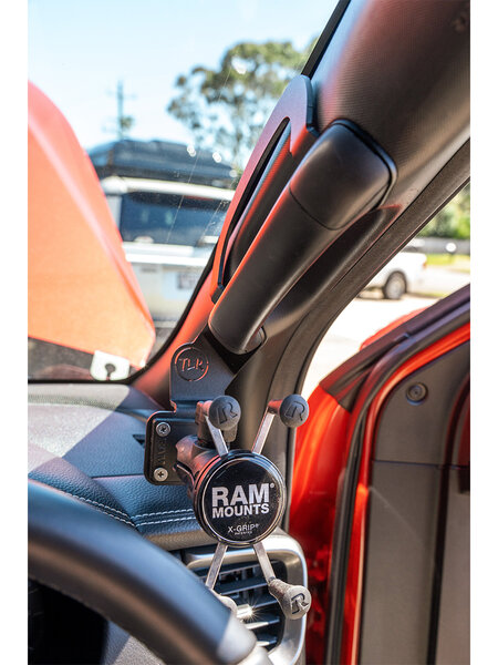 TLR - Quadlock/RAM Mount – Mazda BT50 TF Series / Isuzu Dmax RG Series / Isuzu MUX – Drivers Side Grab Handle