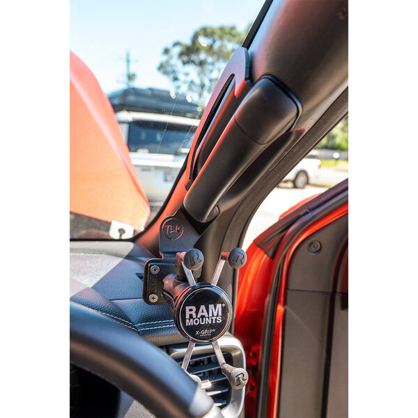 TLR - Quadlock/RAM Mount – Mazda BT50 TF Series / Isuzu Dmax RG Series / Isuzu MUX – Drivers Side Grab Handle
