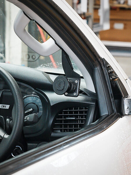 TLR - Quadlock/RAM Mount – Toyota Hilux N80 series – Drivers Side Grab Handle
