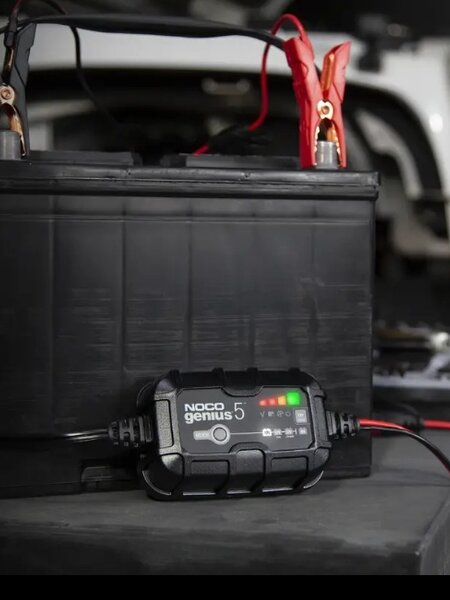 NOCO Genius2 6V/12V 5A Smart Battery Charger