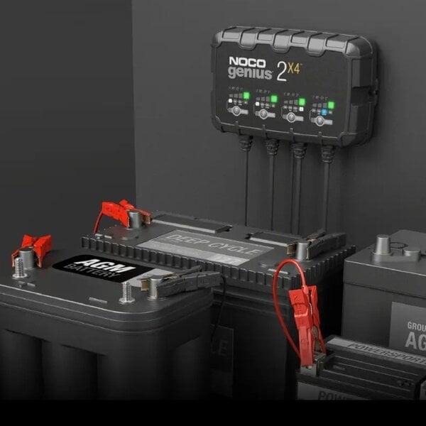 NOCO GENIUS2X4 6/12V 8A 4-BANK BATTERY CHARGE