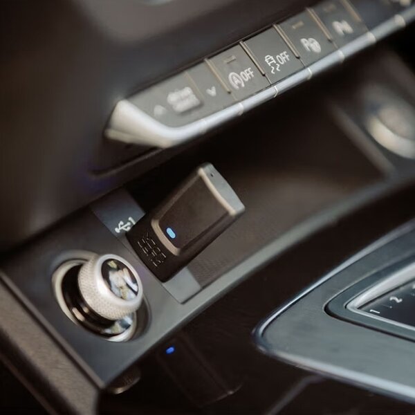 Quadlock - Wireless carplay / Android auto adaptor