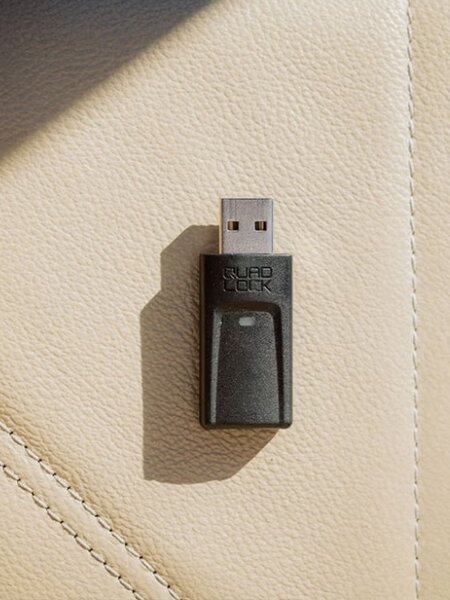 Quadlock - Wireless carplay / Android auto adaptor