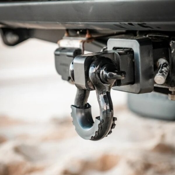 Oztrail Offroad - Recovery Hitch & 4.75T Bow Shackle