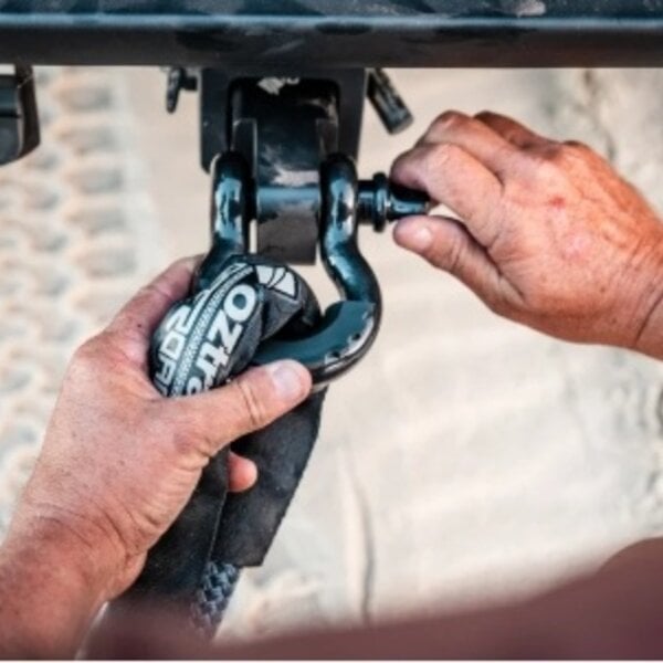 Oztrail Offroad - Recovery Hitch & 4.75T Bow Shackle