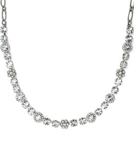 Must-Have Flower Necklace in Clear