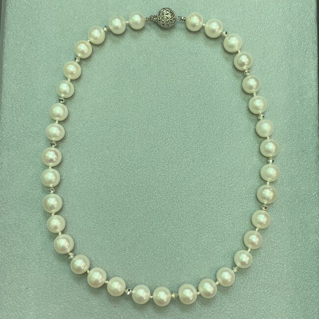Fresh Water Pearl Necklace with Diamond Clasp 11mm 17"in 14k White Gold