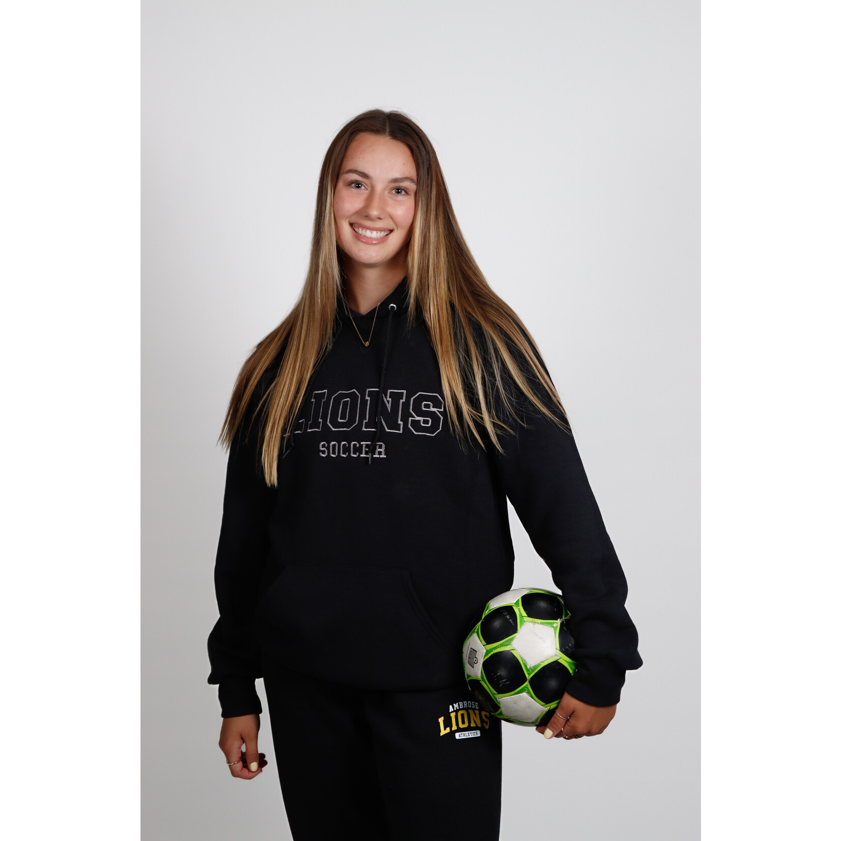 Russell Russell Hoodie in Black - Soccer