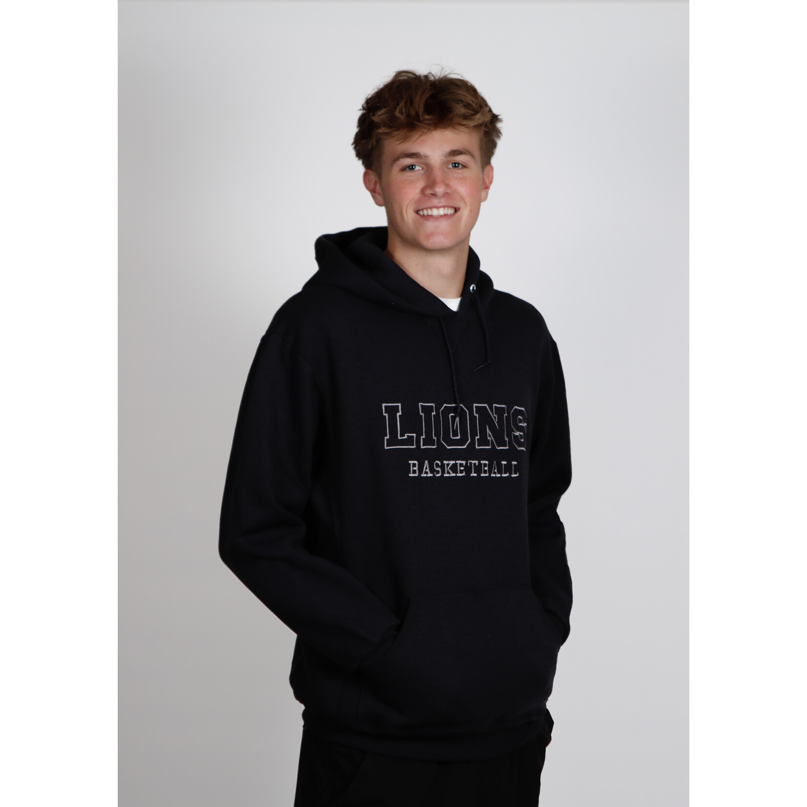 Russell Russell Hoodie in Black - Basketball
