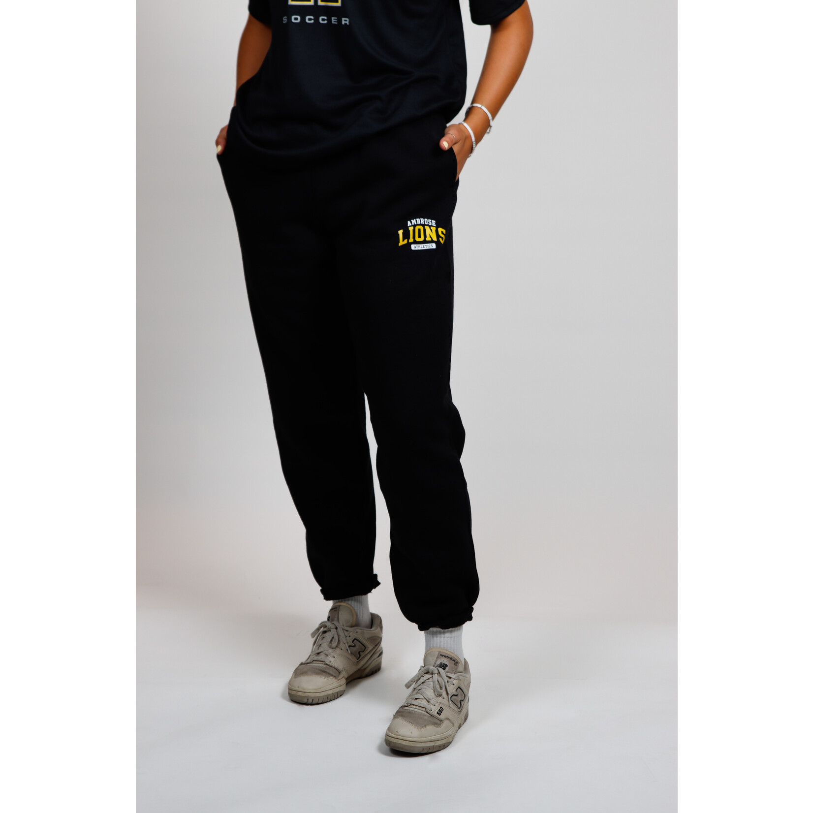 Russell Russell Sweatpants - Lions Athletics - Pocketed