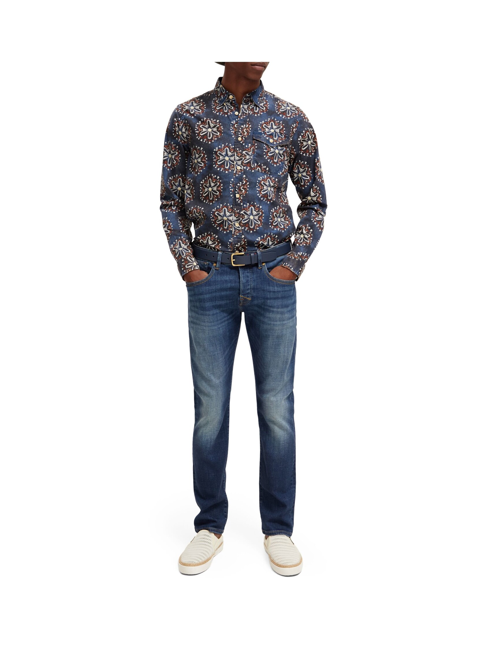 Scotch & Soda Recycled Leather belt with inside print