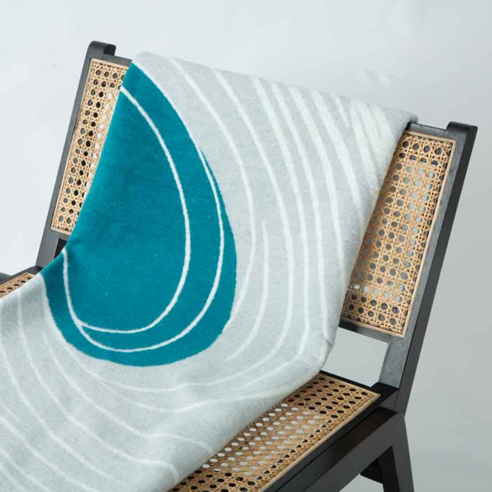 Heating & Plumbing Recycled cotton blanket- the tidal