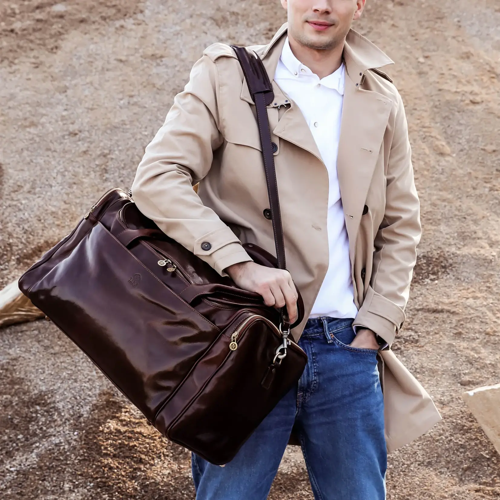 Time Resistance Large Italian Leather Duffel Bag - The Hitchhikers