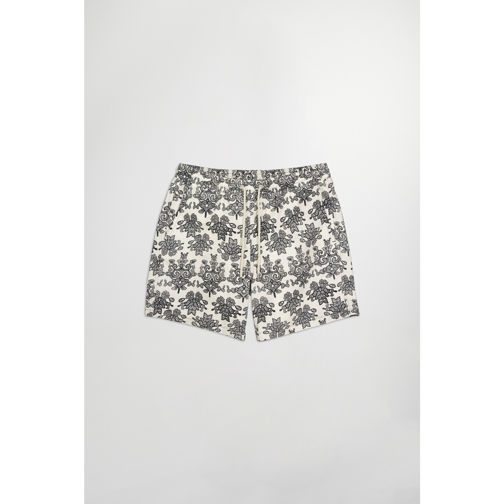 NN07 Gregor Shorts 5210 Off White