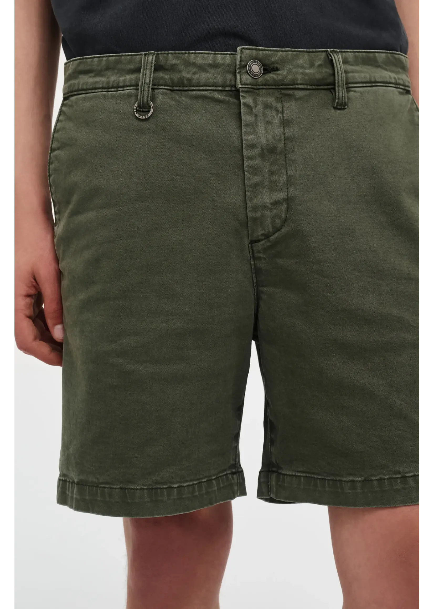 NEUW NEUW HUNTER SHORT OLIVE