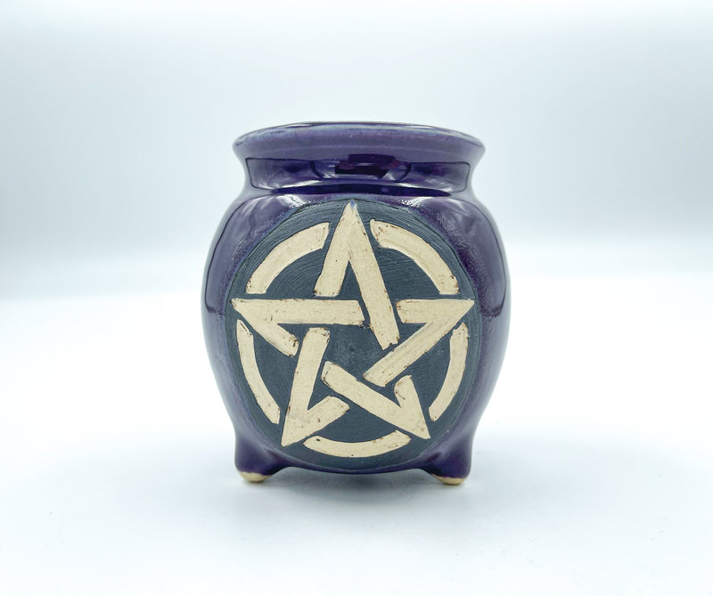 Pentacle Cauldron in Purple