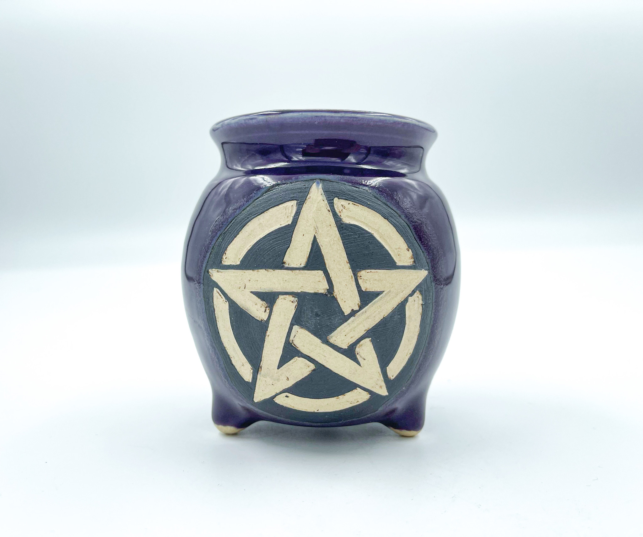 Pentacle Cauldron in Purple