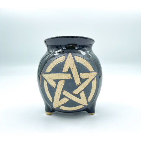 Pentacle Cauldron in Black