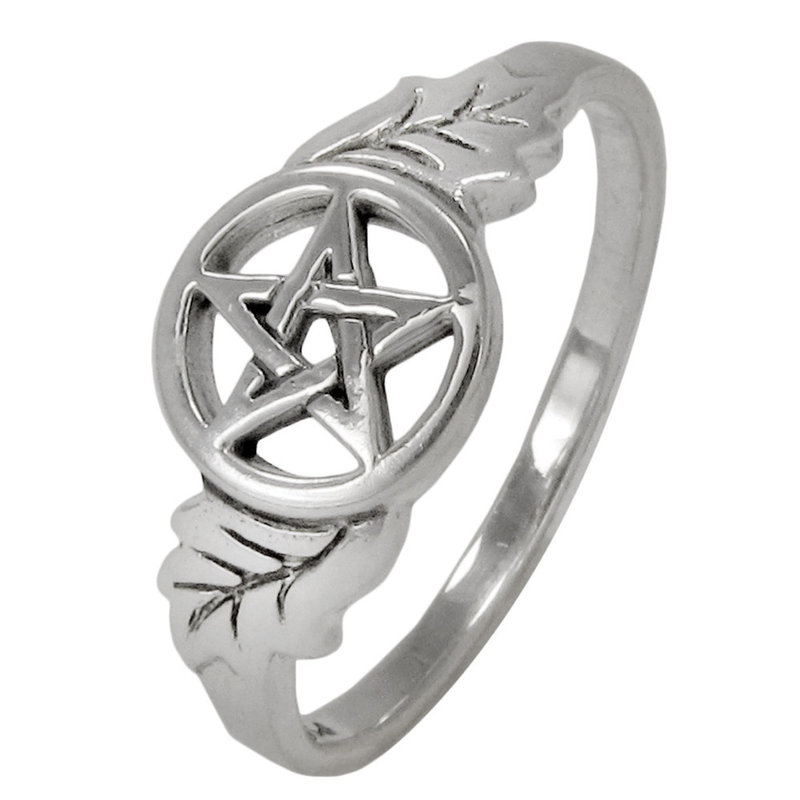 Leaf Pentacle Ring in Sterling Silver
