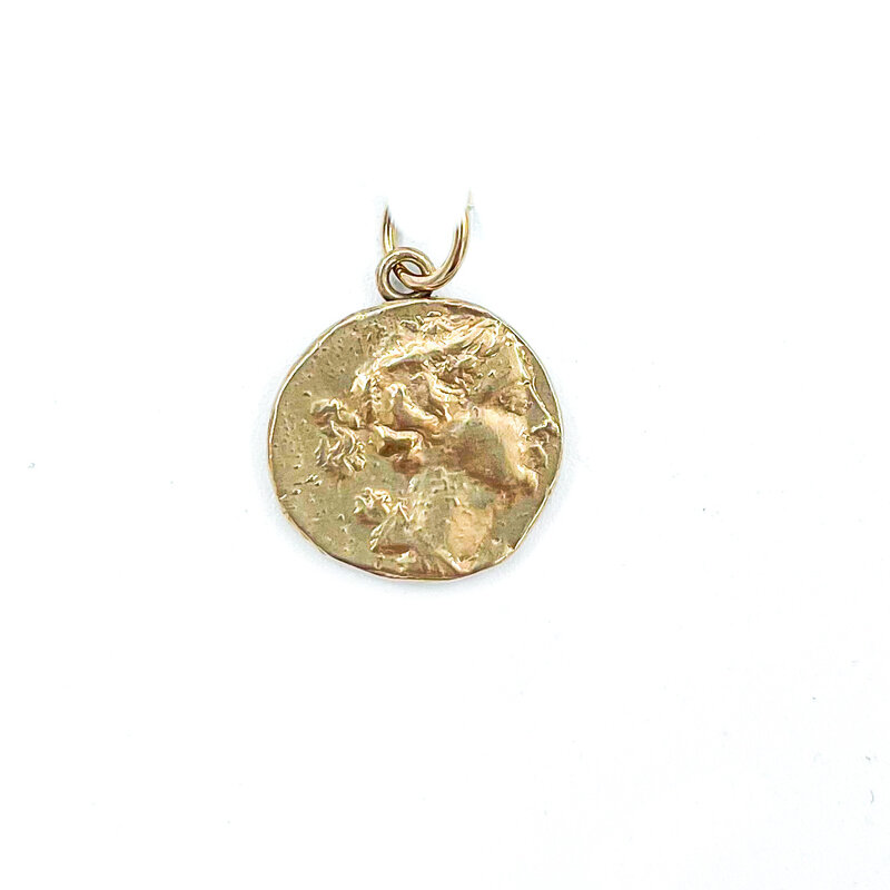 Small Artemis Cameo Yellow Bronze Pendant