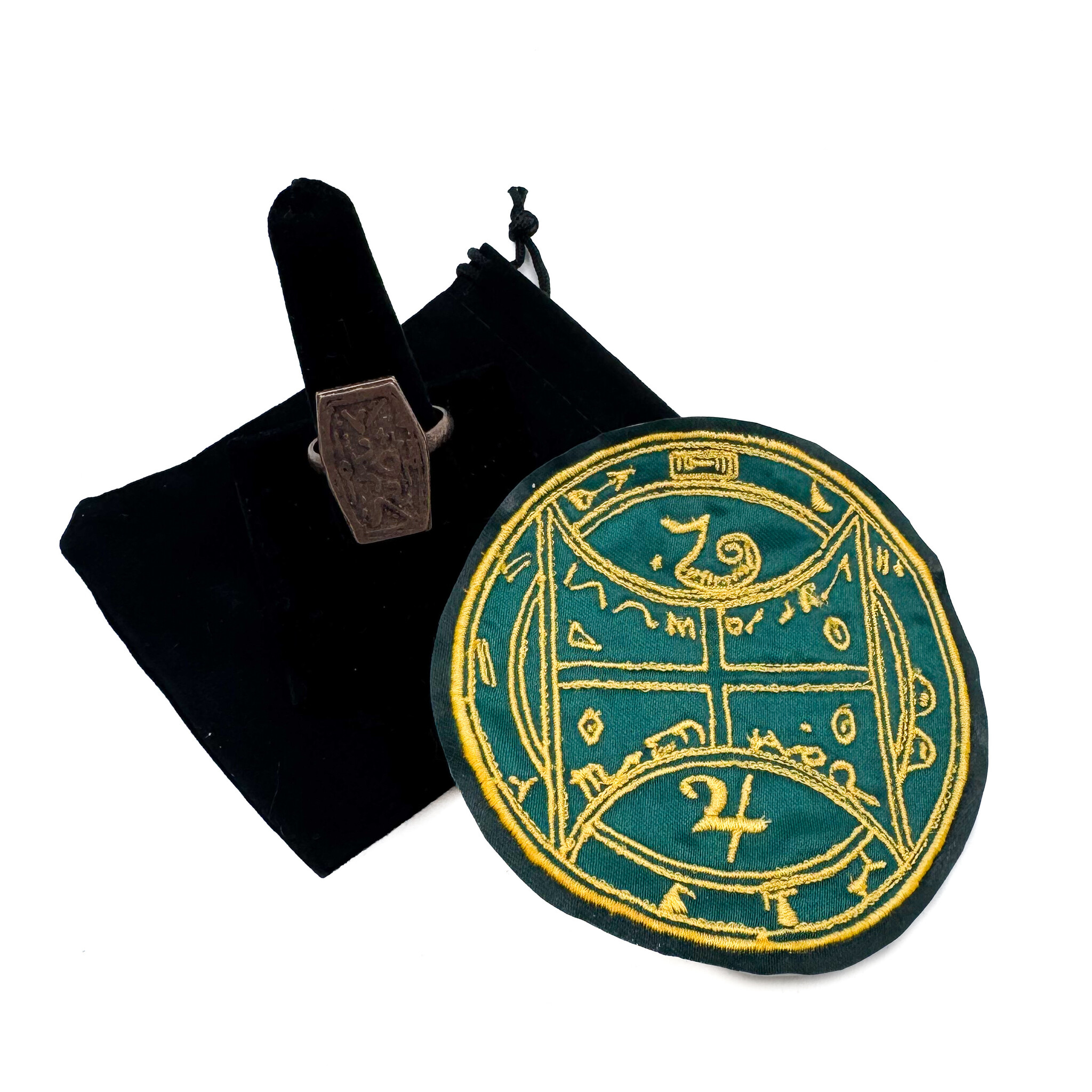 Black Pullet Ring and Talisman Set that Protects from Animals and Allows You to Communicate with them