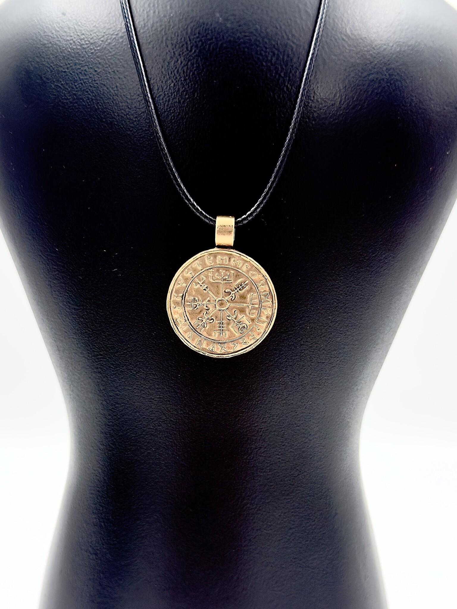 Vegvisir Pendant in Bronze