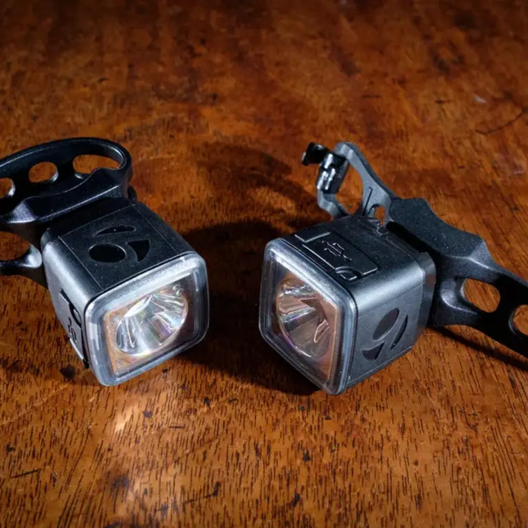 Trek Lumières Trek Ion 100 R / Flare R City