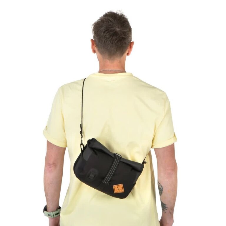 Restrap Sac guidon Restrap Rolltop Canister (4L)