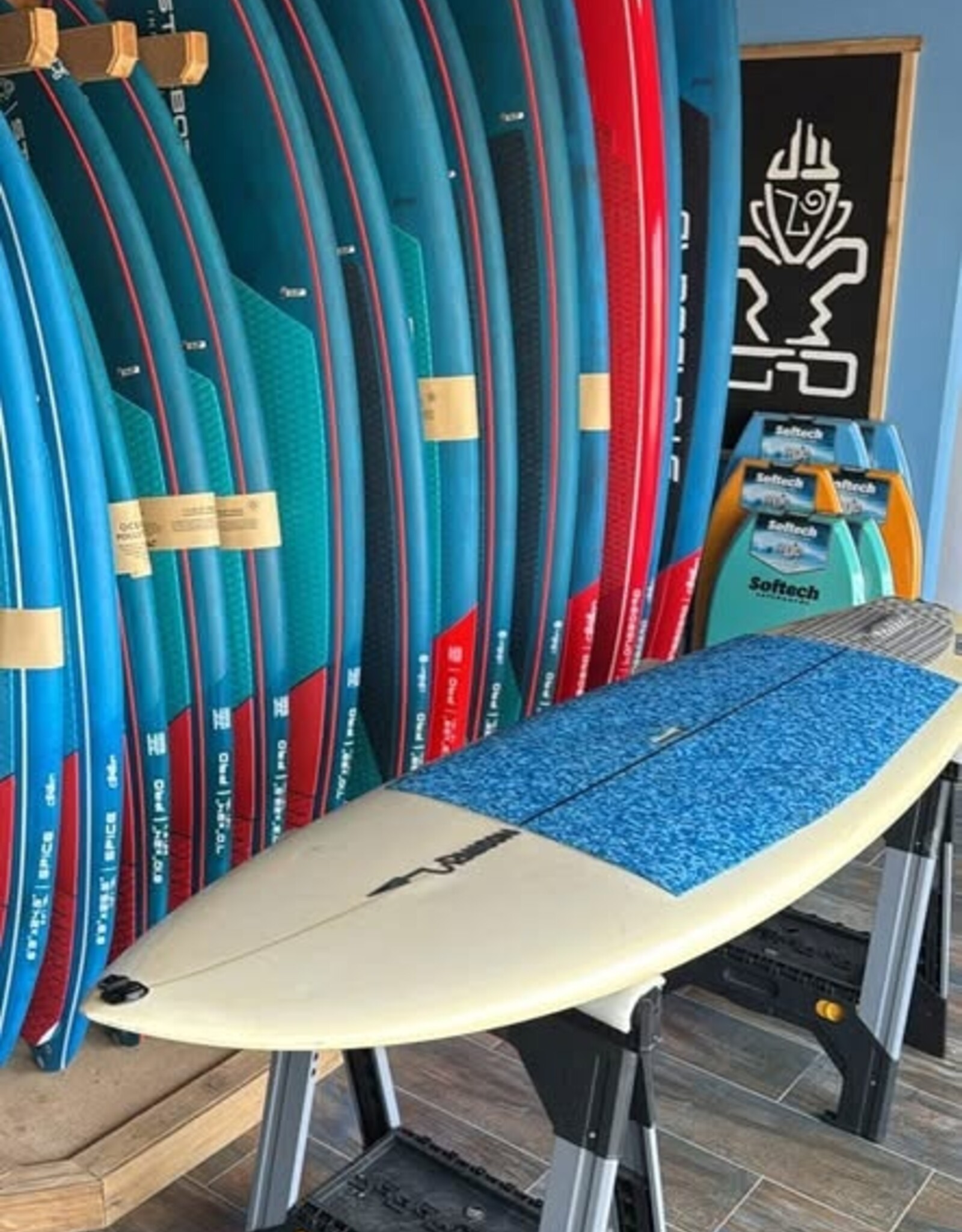 CUSTOM PAT RAWSON 7’9 x 27.5" SURF SUP PADDLE BOARD