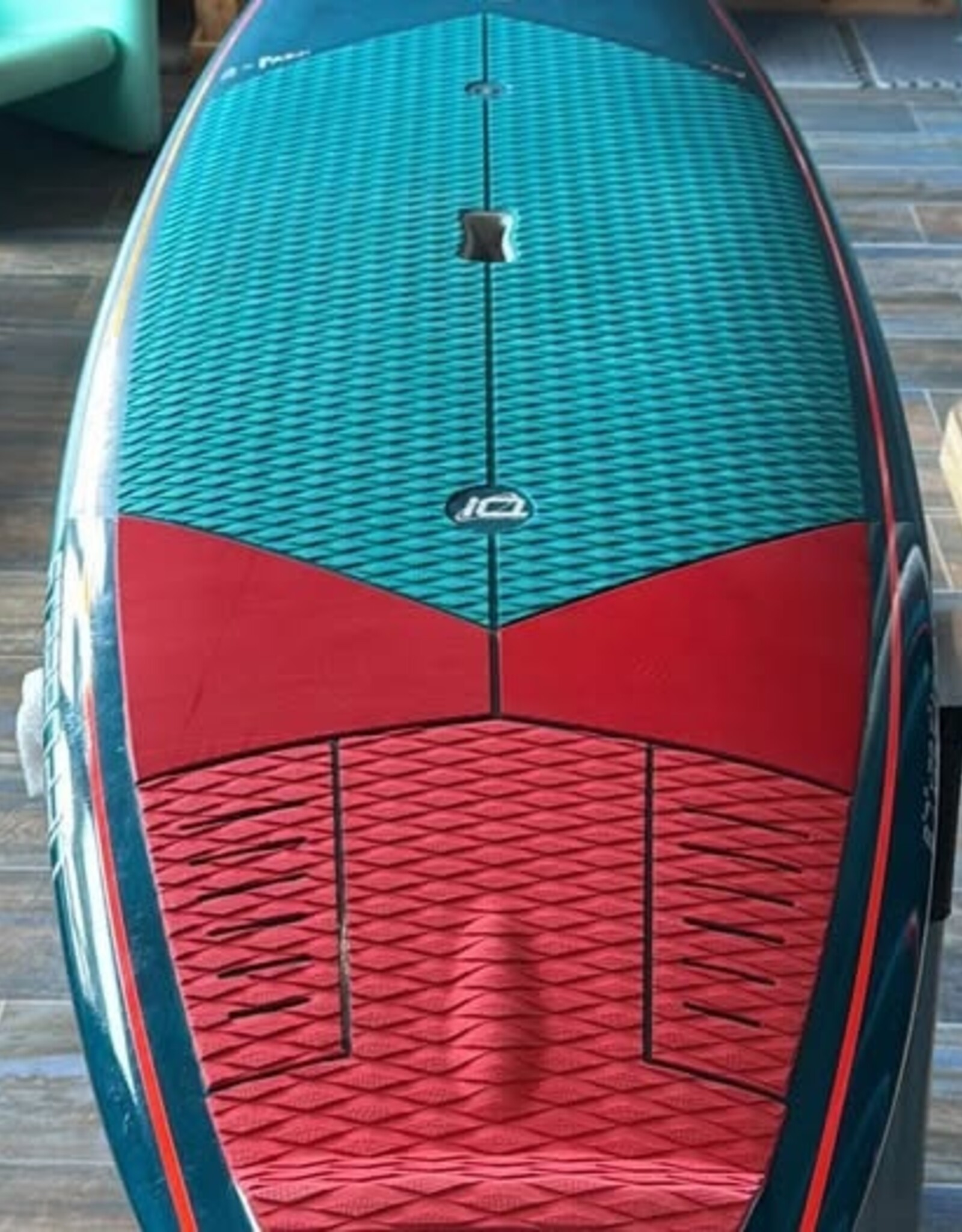Starboard USED 2024 STARBOARD PRO 8'7" X 29.5" BLUE CARBON SANDWICH