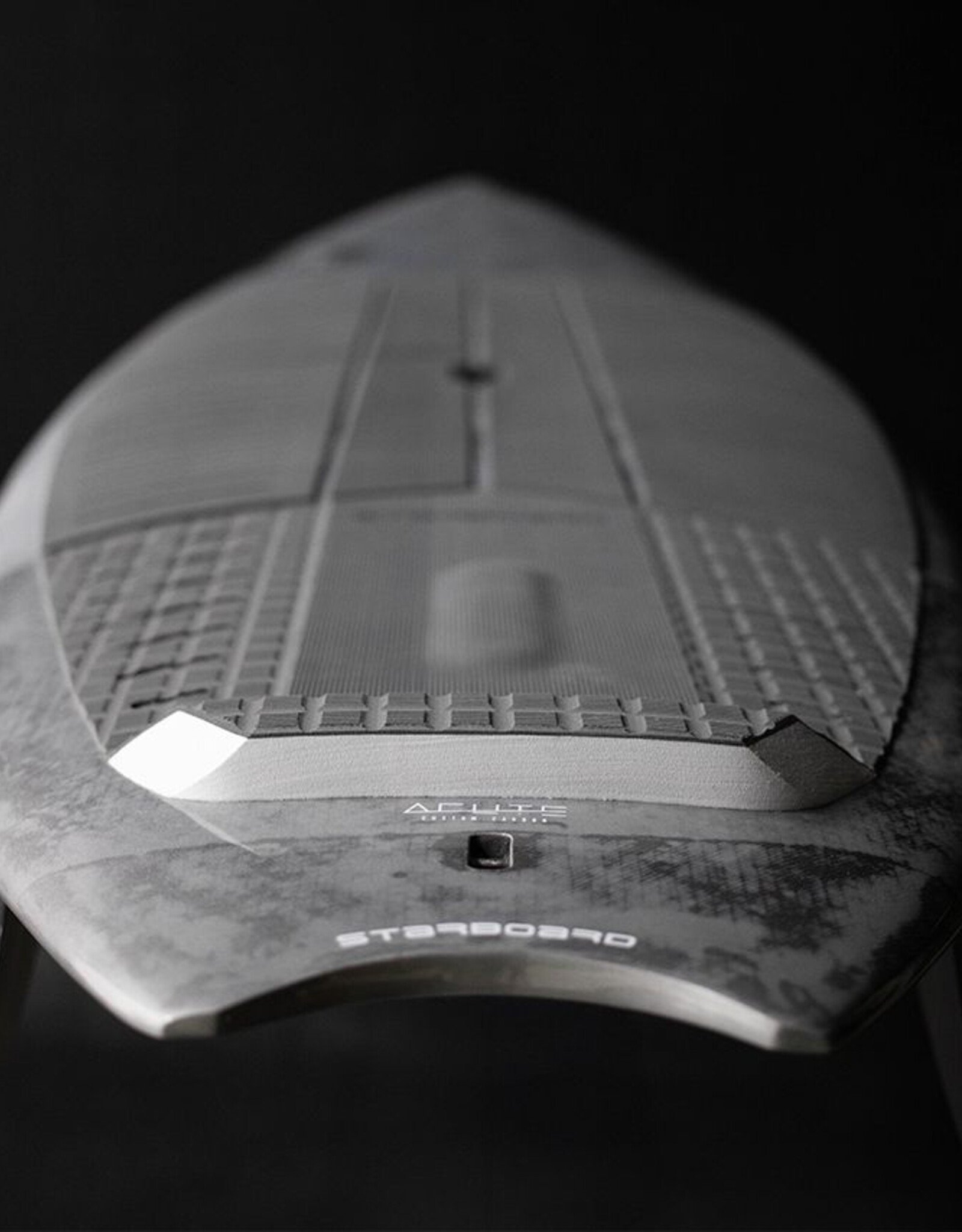 Starboard 2026 STARBOARD TWIN FIN 8'9" X 32" ACTIVE CARBON - SPRING 2026 DELIVERY