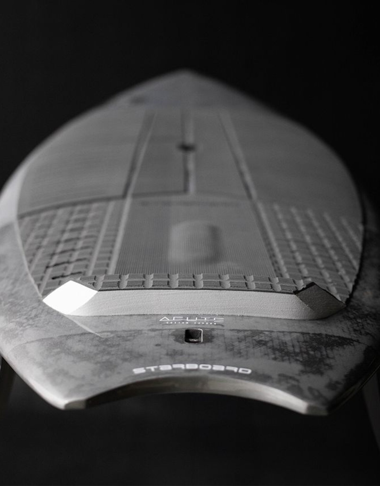 Starboard 2026 STARBOARD TWIN FIN 8'9" X 32" ACUTE CARBON - SPRING 2026 DELIVERY