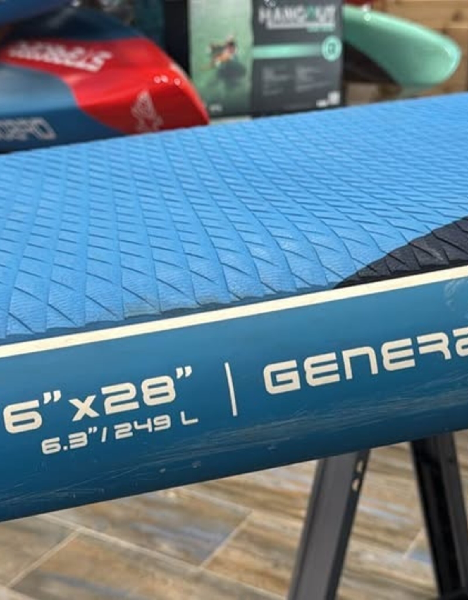 Starboard USED STARBOARD GENERATION 12'6X28" CARBON TOP