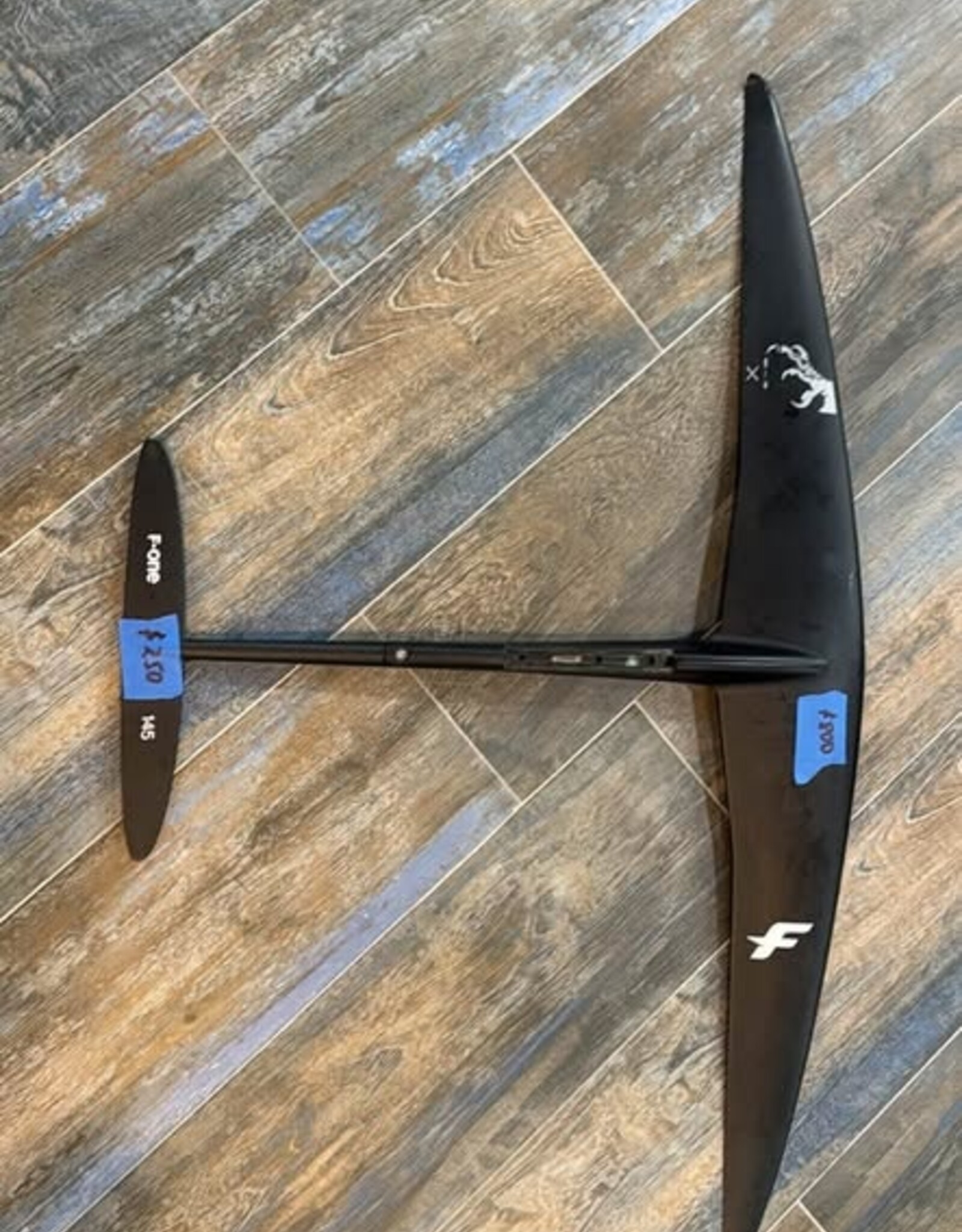 F-One USED F-One Eagle X 1000 foil front wing and 145 Downwind tail combo set