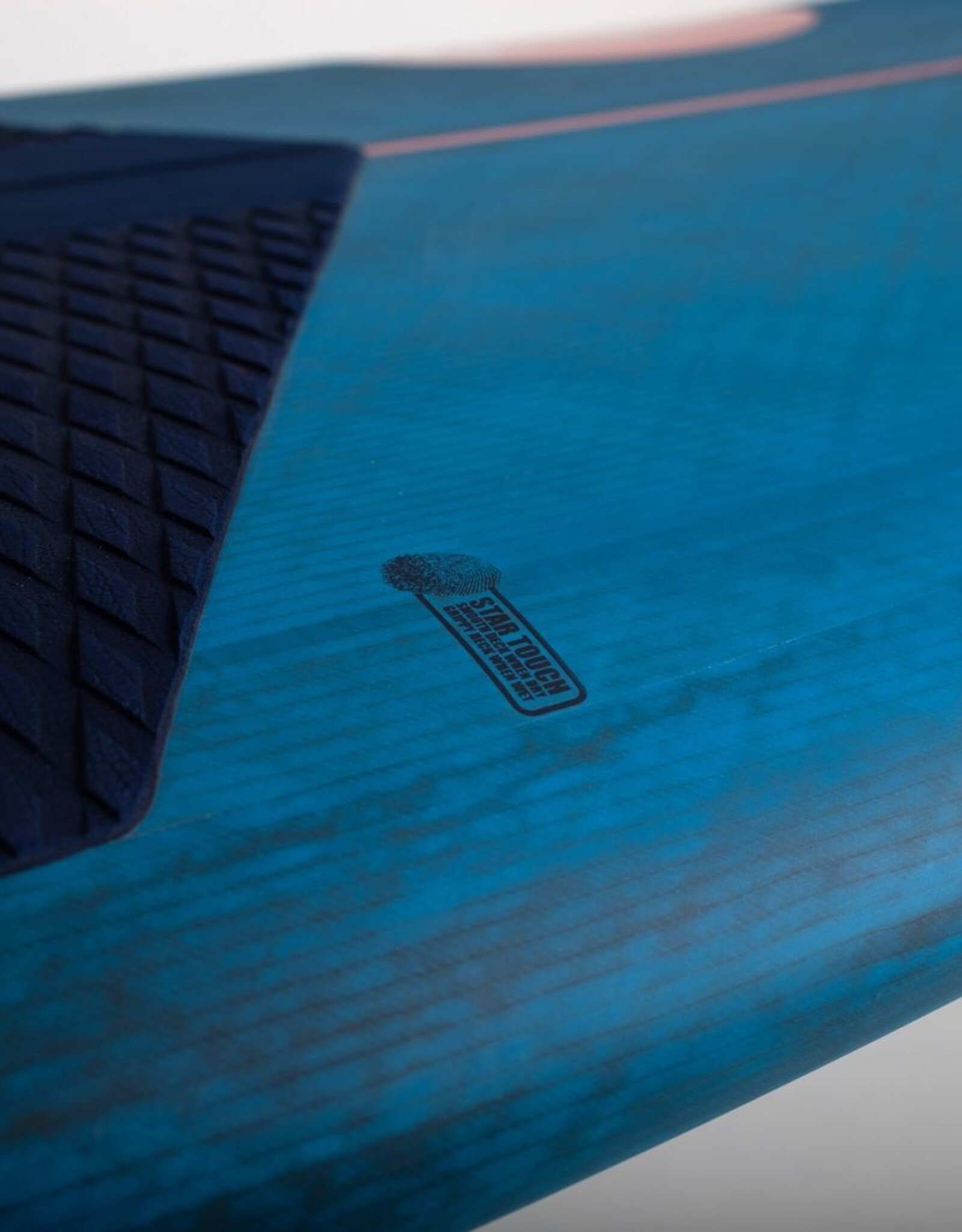 Starboard 2026 STARBOARD WHOPPER BLUE CARBON 9'0 X 33" - 2026 SPRING DELIVERY