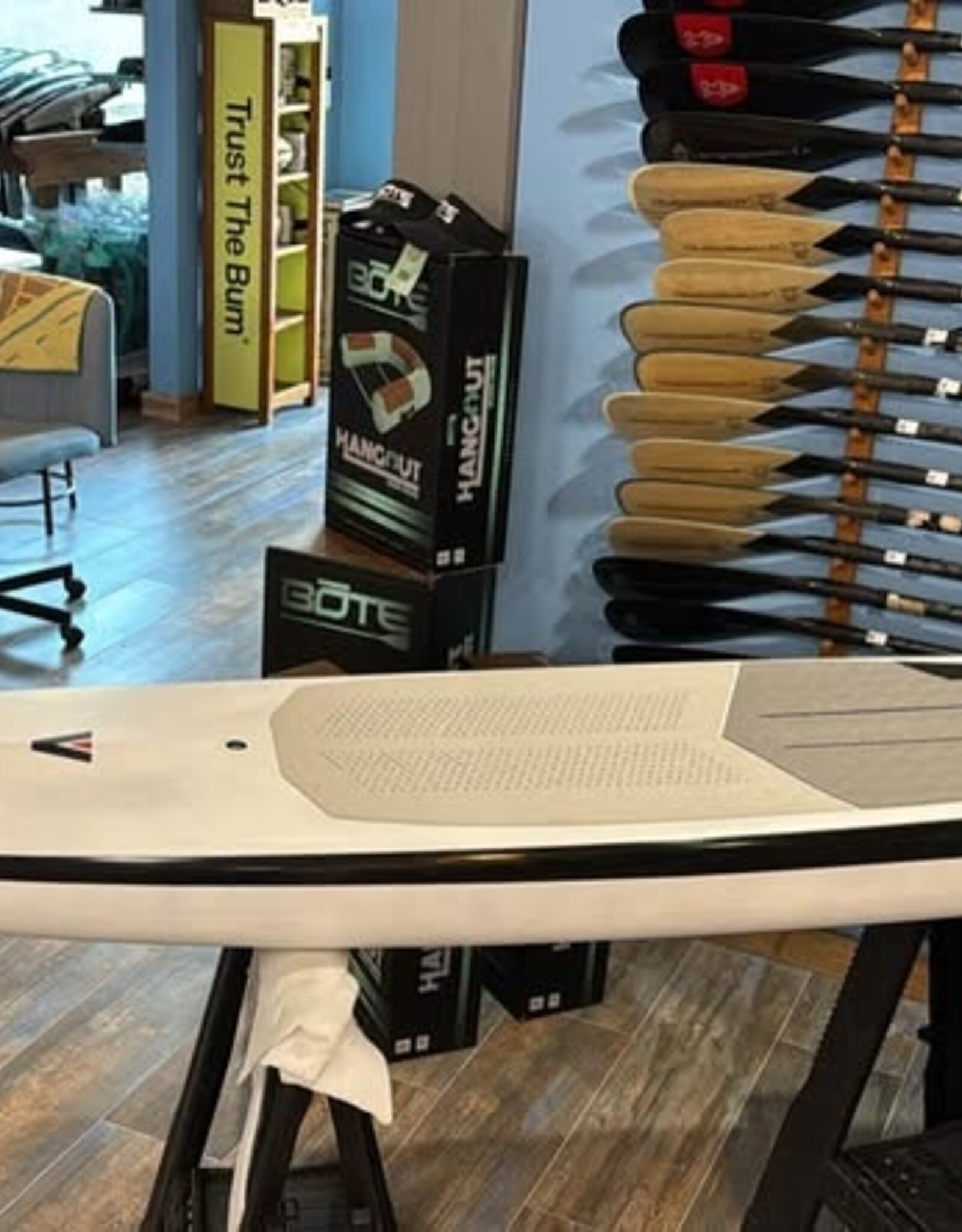 USED Armstrong DW board MK III 7’11x19.25 125L