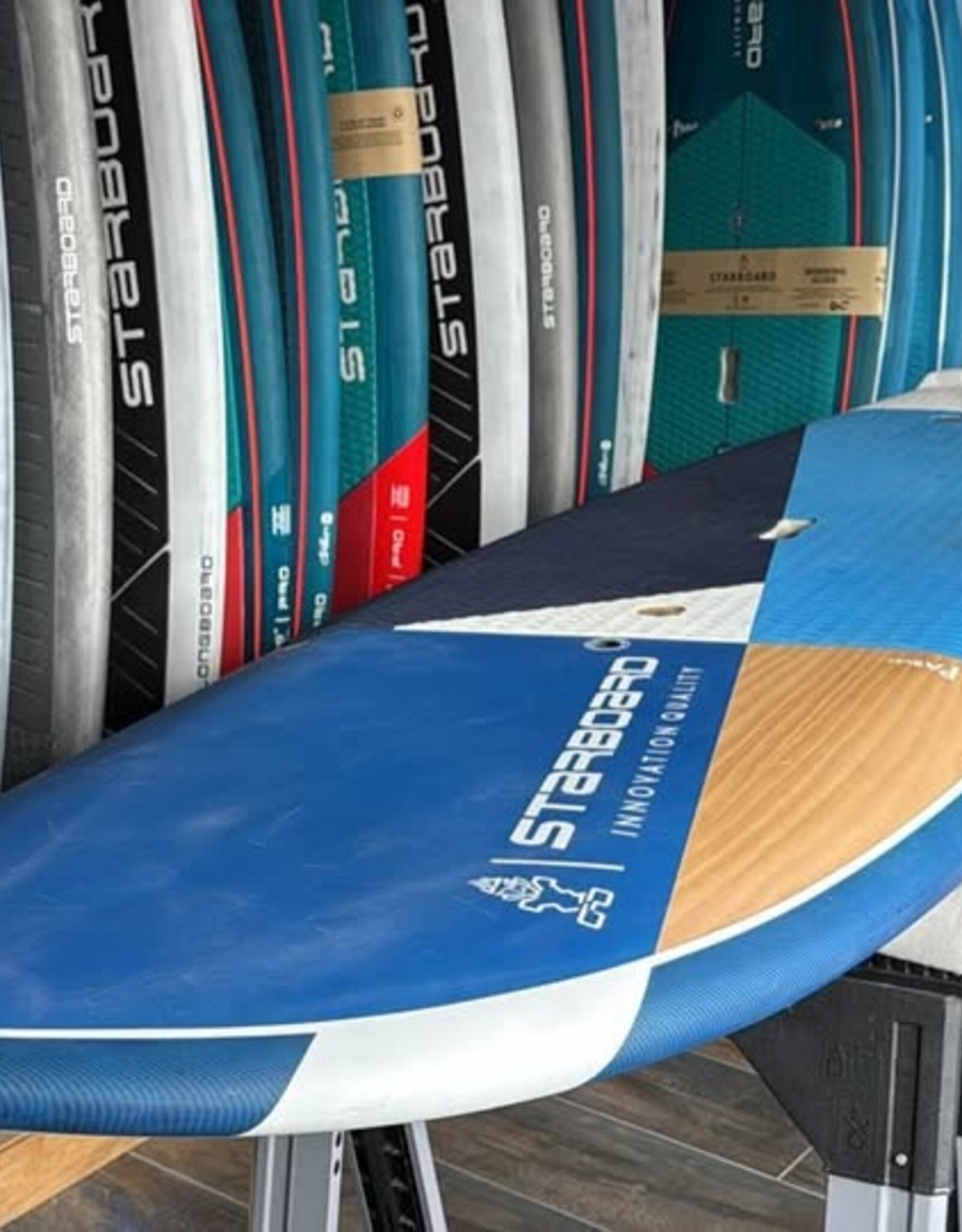 Starboard USED- 2022  STARBOARD 9'2" x 32" WEDGE STARLITE