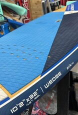 Starboard USED- 2022  STARBOARD 10'2" x 32" WEDGE STARLITE