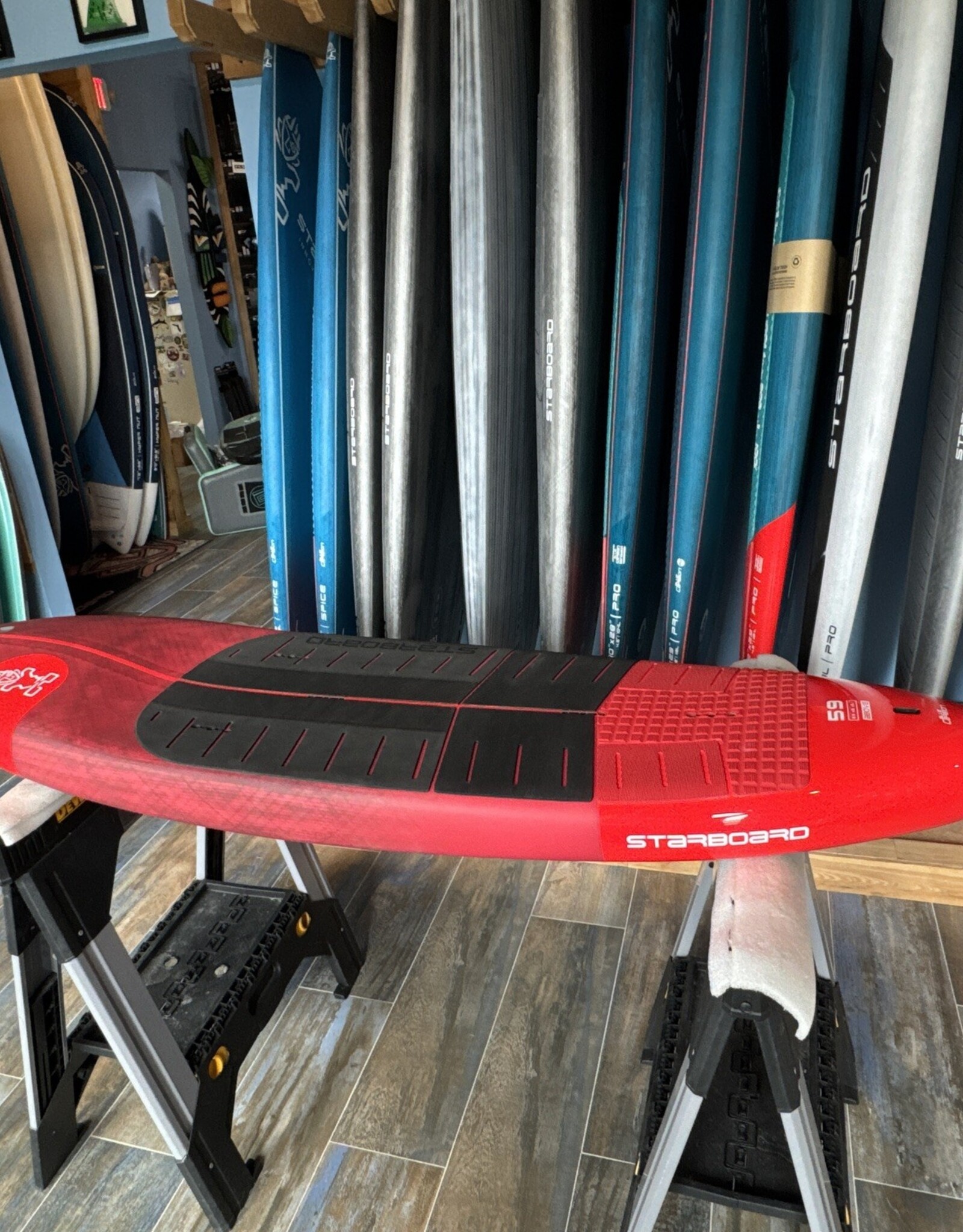 Starboard 2026 STARBOARD  FOILBOARD ABOVE 5'6 X 18" 59L BC