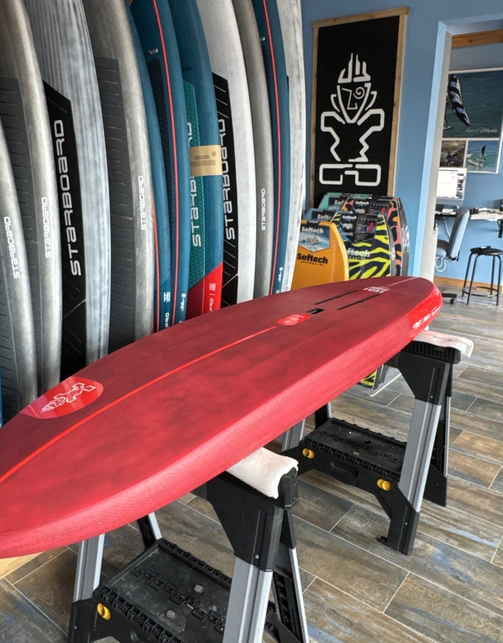 Starboard 2026 STARBOARD  FOILBOARD ABOVE 6'10 X 21" 101L BC