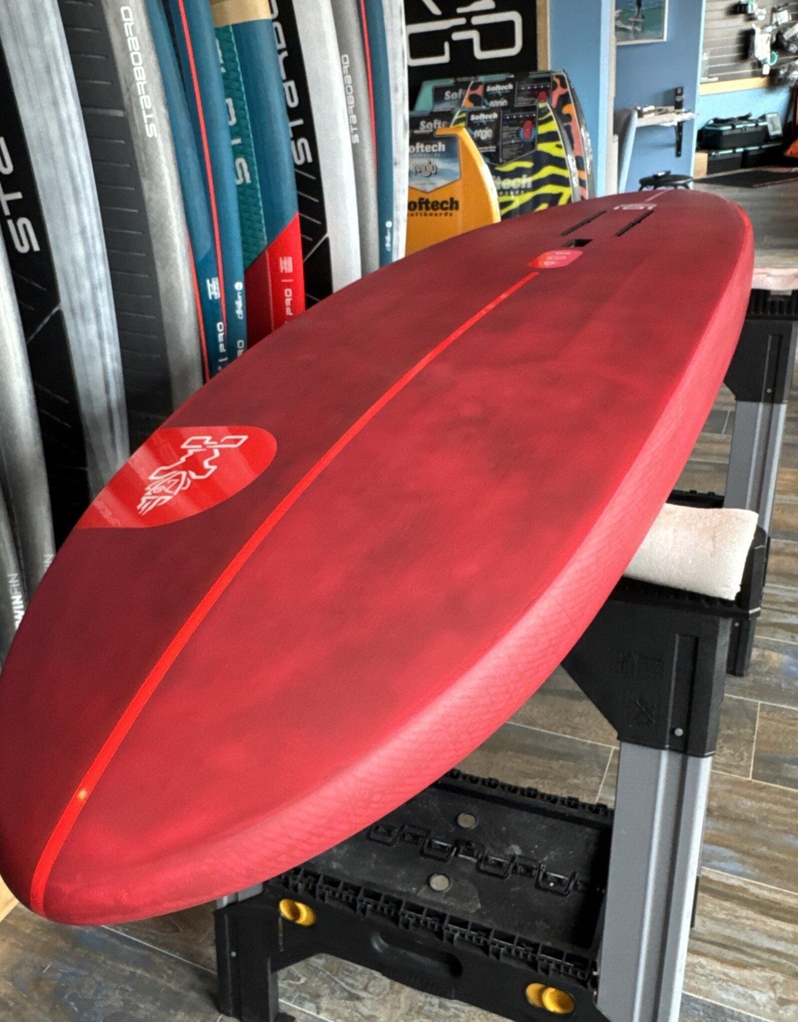 Starboard 2026 STARBOARD  FOILBOARD ABOVE 6'10 X 21" 101L BC