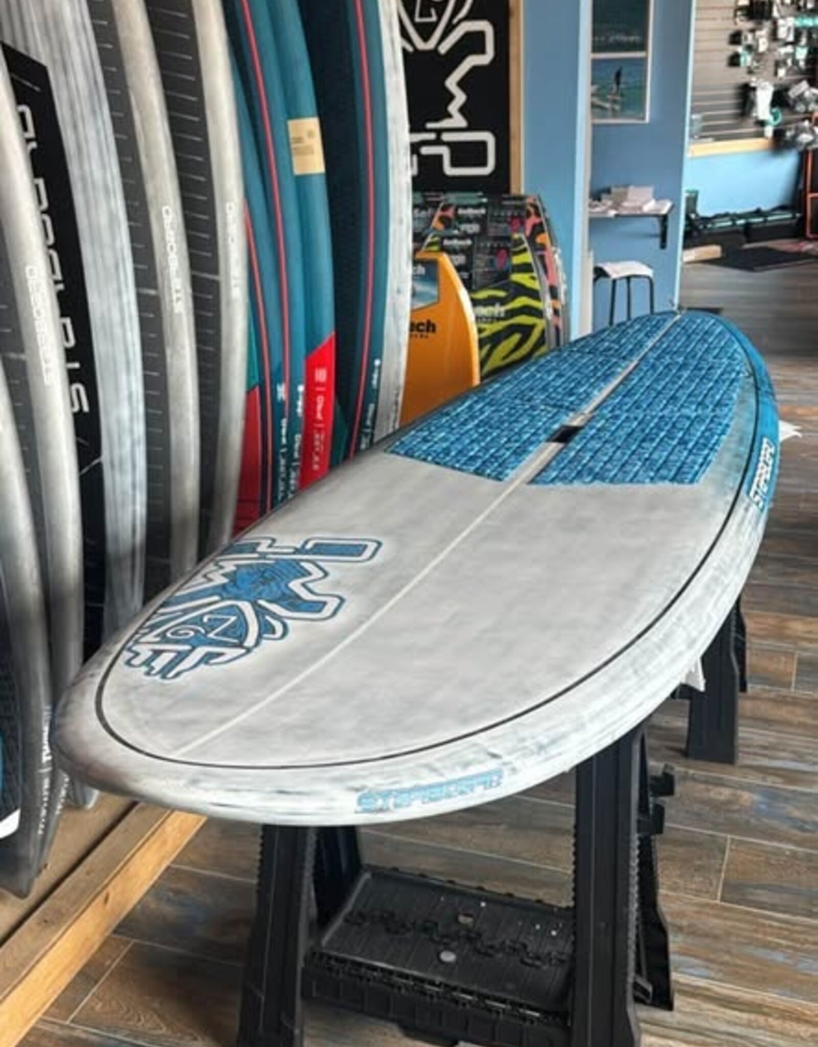 Starboard USED 2014 Starboard Carbon Hero 9’x33” SUP