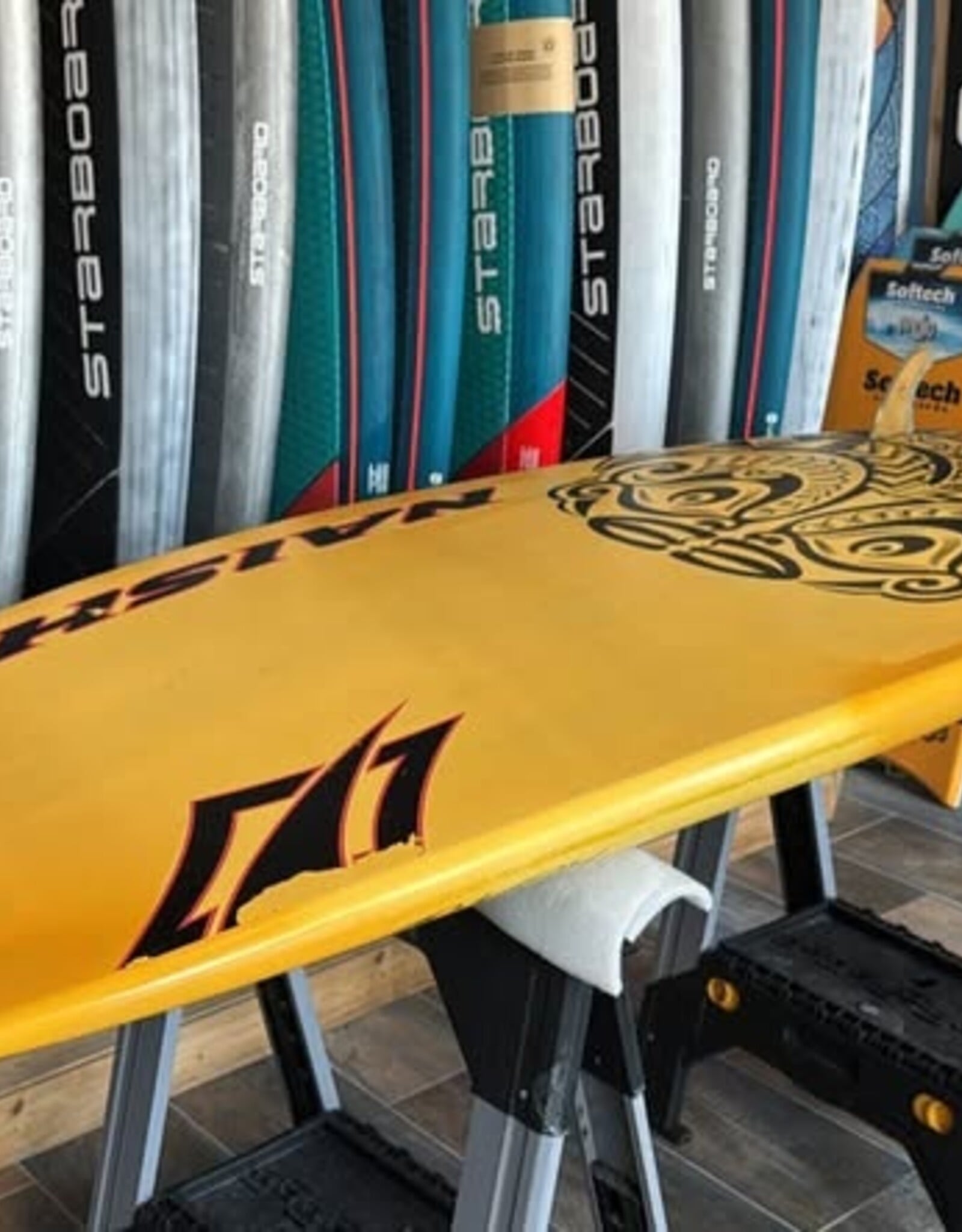 USED Naish Raptor 7’0x31” 116L