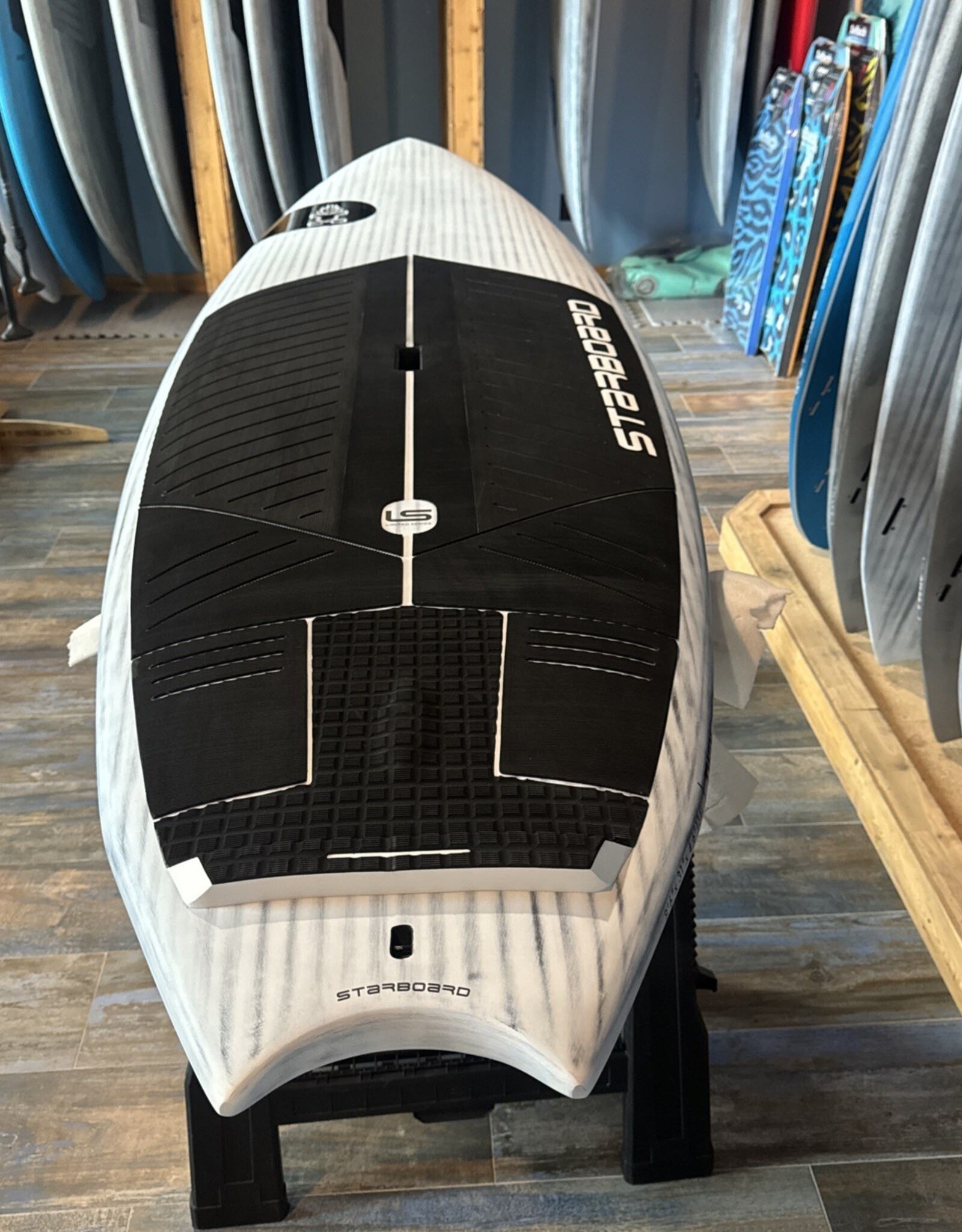 Starboard 2026 STARBOARD TWIN FIN 8'6" X 31" LIMITED SERIES