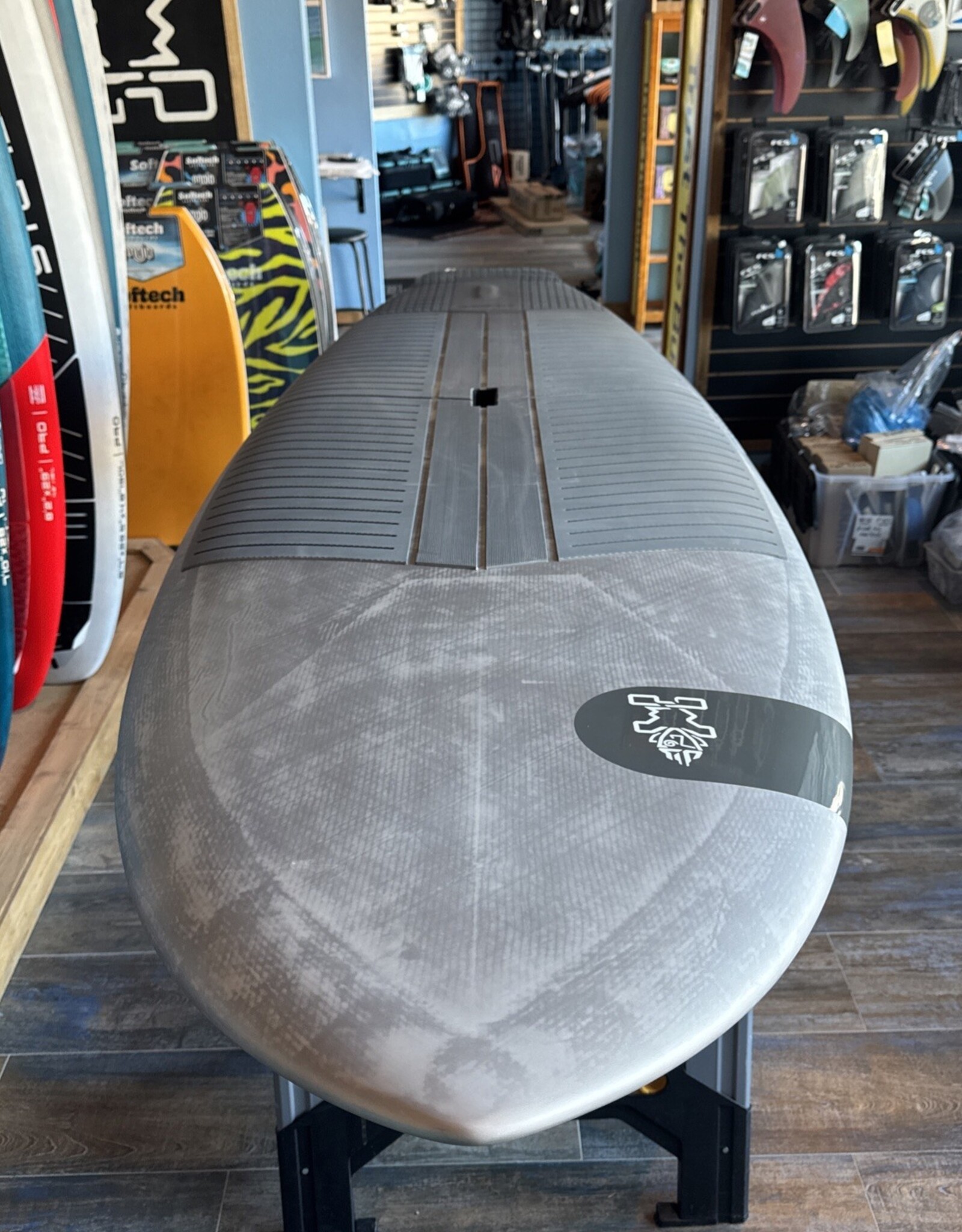 Starboard 2026 STARBOARD TWIN FIN 9'0" X 33" ACUTE CARBON