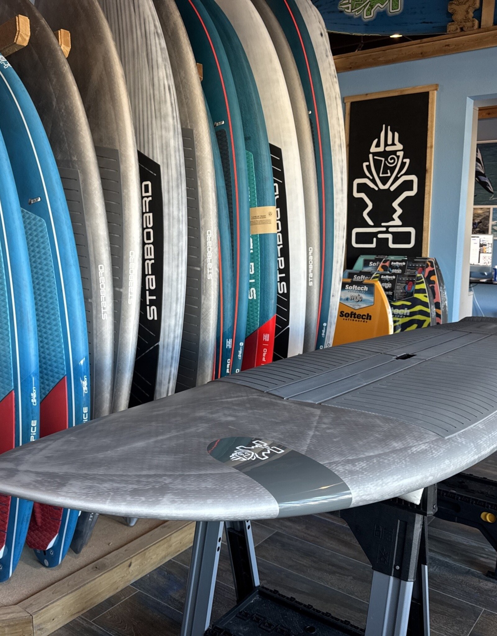 Starboard 2026 STARBOARD TWIN FIN 9'0" X 33" ACUTE CARBON