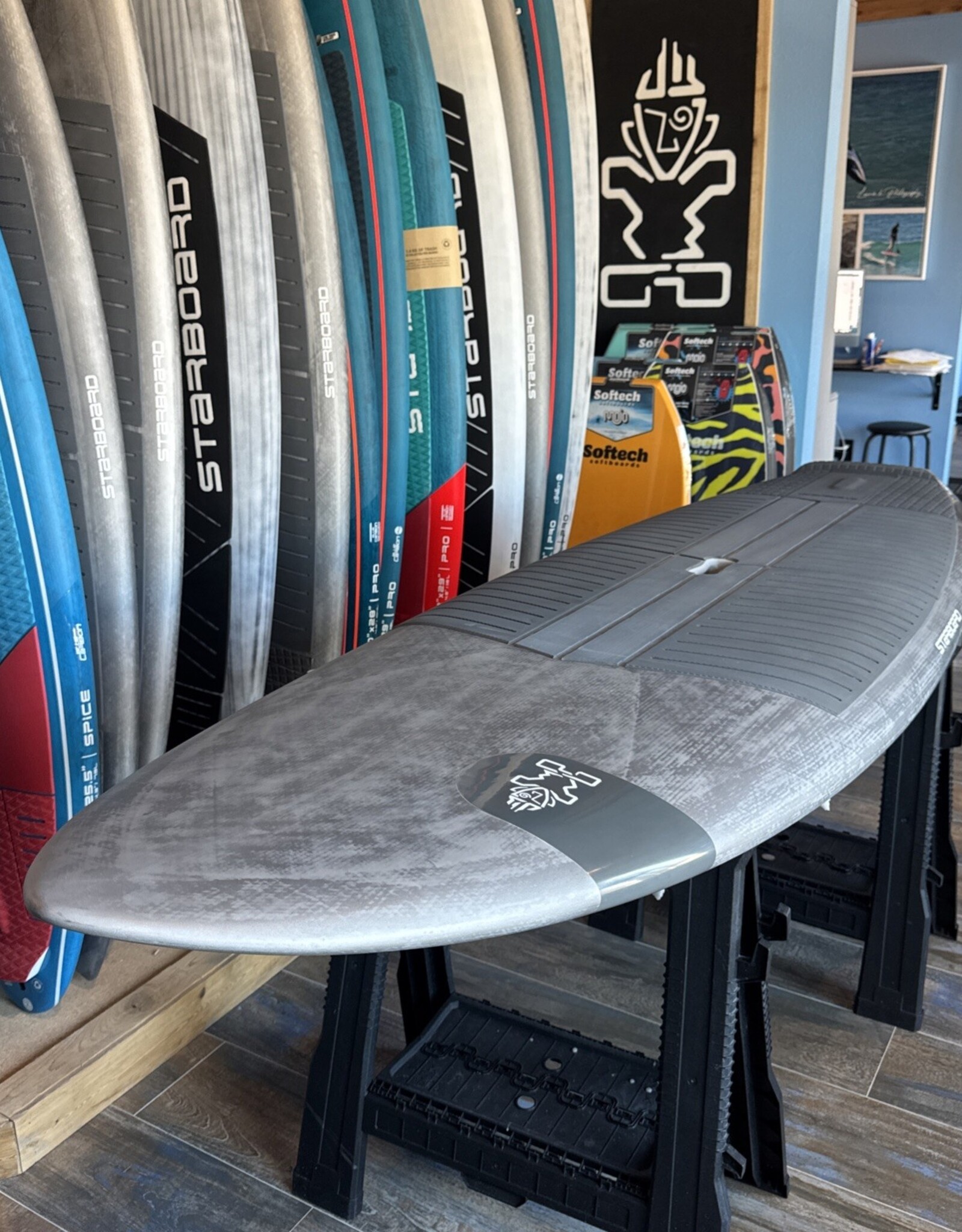Starboard 2026 STARBOARD TWIN FIN 8'3" X 30" ACUTE CARBON