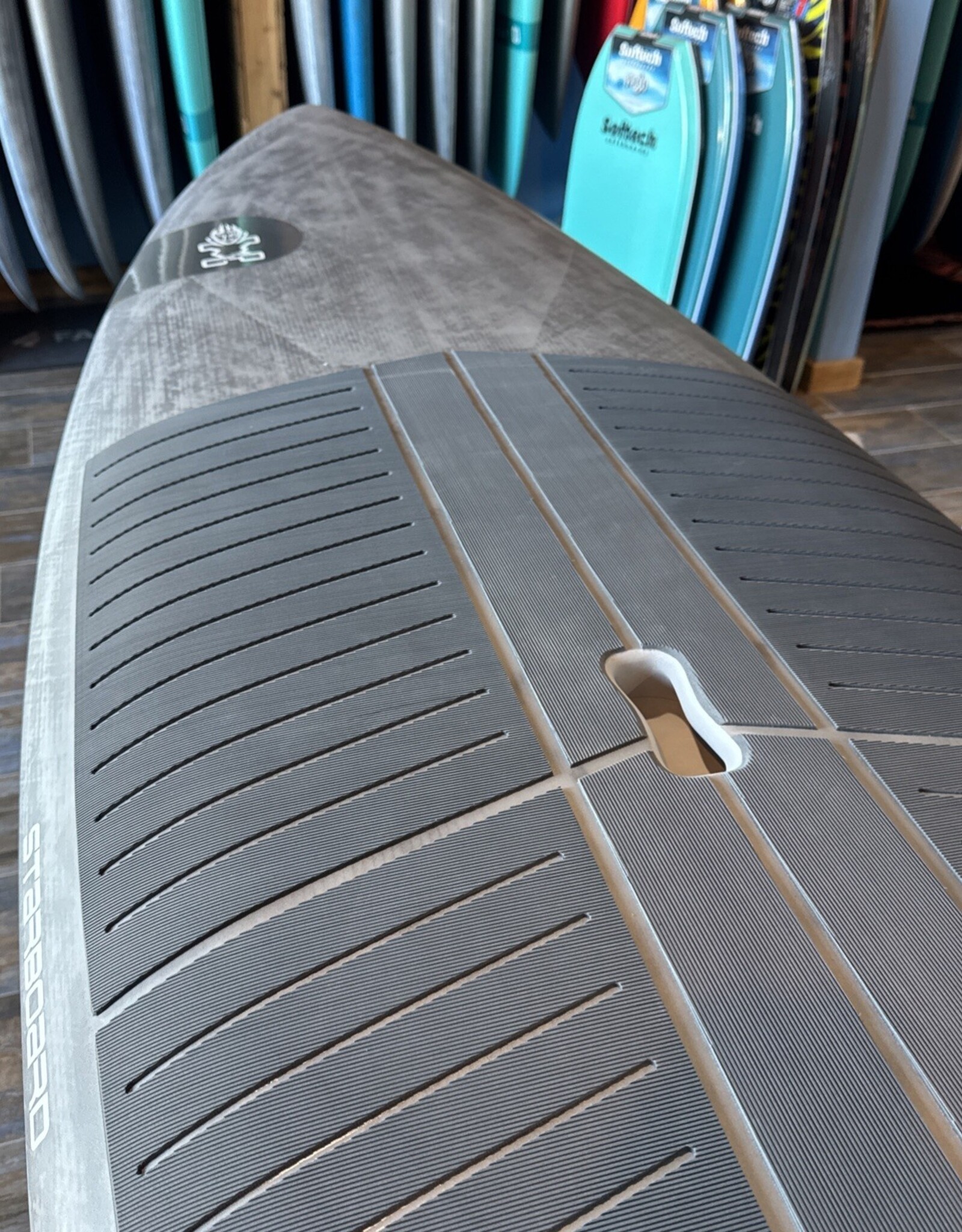 Starboard 2026 STARBOARD TWIN FIN 8'3" X 30" ACUTE CARBON